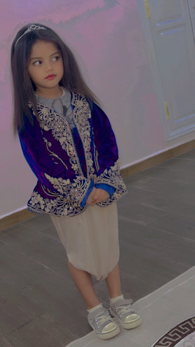 SamiraReal's tweet image. Ma petite fille rabi yehfdha 😍❤️❤️