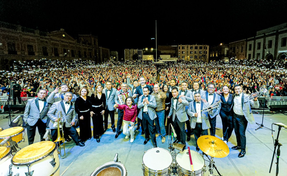 Muchas gracias a toda la gente de #SanLuisEnPrimavera por bailar con nosotros y gozar la #cumbiasinfonica