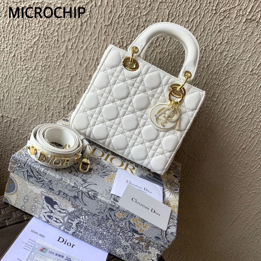 moodcewekbanget's tweet photo. Pengen Bangett spt Ibu Negara 😭 Gpp pake Lady Dior Murah yg penting Kualitas Premium😍 bisa jalan bareng sm ayang Zayyan. Senin Semangat 😘

harganya👉 https://t.co/79b1wzRQeG
_ https://t.co/iO4SxvOjlF