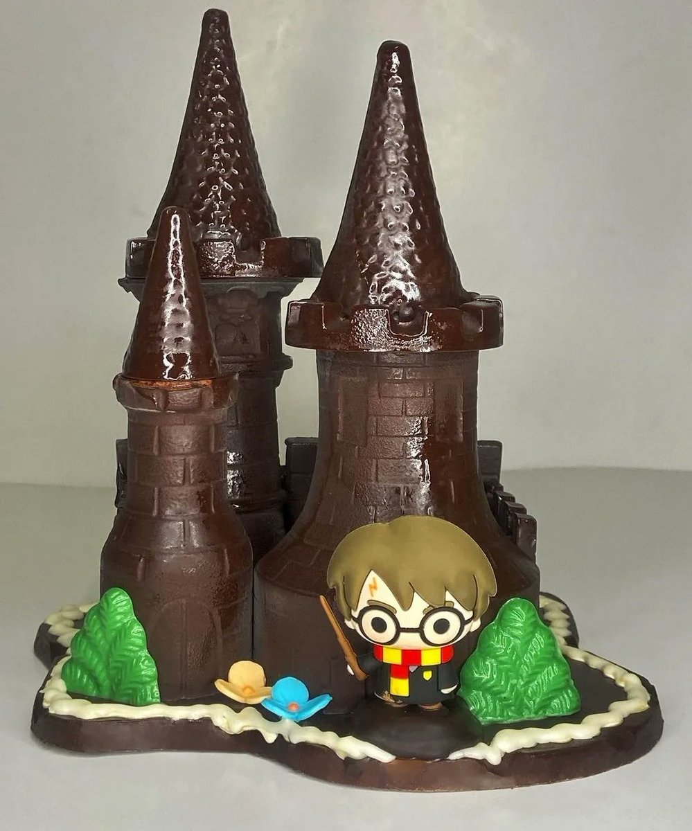 ¡Feliz día de #Pascua! Hoy celebramos el día de la Mona, el día en que los pasteles cobran vida y se convierten en la forma más divertida y especial posible 🎂🐣 ¿Qué Mona te parece más mona?
⠀⠀⠀⠀⠀⠀⠀⠀⠀
#HappyEaster #LaMona #SemanaSanta #Barcelona