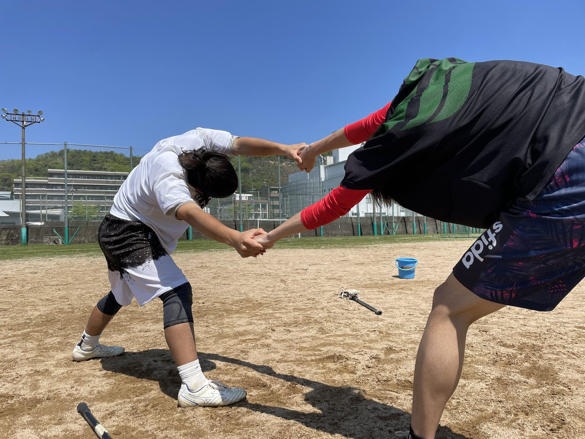 kitlax2023's tweet photo. 今日は16:00〜19:30まで、練習見学会＆体験会してます‼️興味のある方は是非来てください🌱
途中参加、途中退室okです🙆‍♀️
参加待ってます🥺✊🏻 https://t.co/fApqd9kbxh
