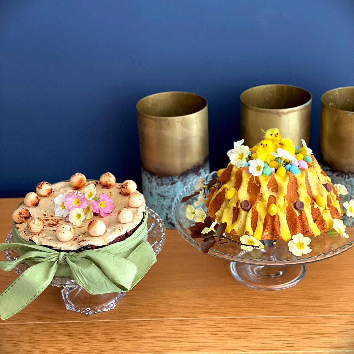 ScholeyPauline's tweet photo. Easter cakes x two.
Plus Cardamon Semlor buns with a roasted almond paste✔️
#homebaker #easter #inmykitchen #alwayshomemade #shotoniphone #cakes https://t.co/IMxCvRJk02