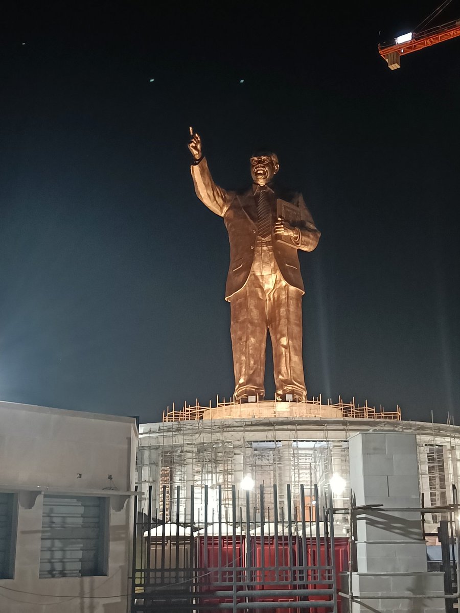urstrulyharish1's tweet photo. 125 feets #BabasahebAmbedkar statue in #Hyderabad
#HappeningHyderabad #HydTweetMeet #hyd @Hyderabad1st #drbabasahebambedkar #ambedkarjayanti #Ambedkarstatue #Ambedkar https://t.co/nI2L7FguBH
