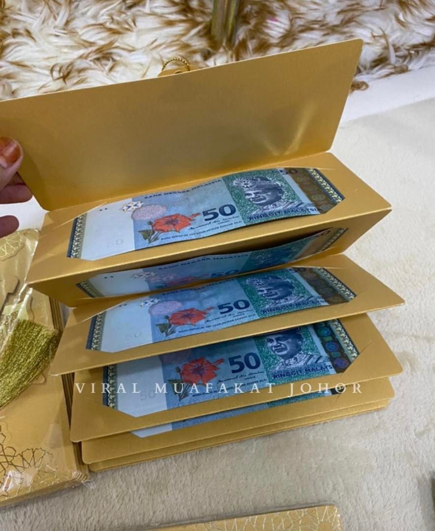 SinaranW's tweet image. Sampul ni lah yg para isteri suka 😂

kredit Viral Muafakat Johor 

 #sinaranwanita #sampulraya #untukisteri #special #laindariyanglain #setuju #lawak #semogadapat #hint #panjangbetul #happykalaudapat