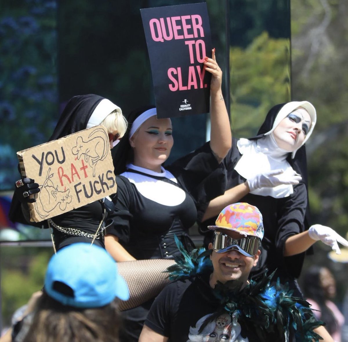 JadenLeBel's tweet photo. #DragMarchLA @WEHOville https://t.co/YDz7VPBhlq
