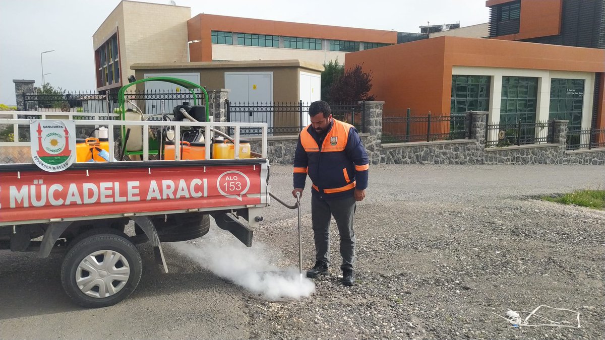 sanliurfabld's tweet photo. Vektörle mücadelemiz kararlı bir şekilde devam ediyor.

Ekiplerimiz sabahın erken saatlerinde başlayan mesaileriyle sürekli nöbetteler. https://t.co/OZNAHgtVpx