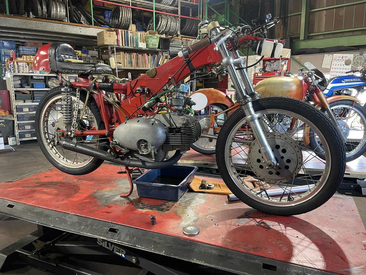 BatMortorcycles's tweet photo. 今日の作業台。
Motobi 125 Corsa https://t.co/FuOCVse6Jp