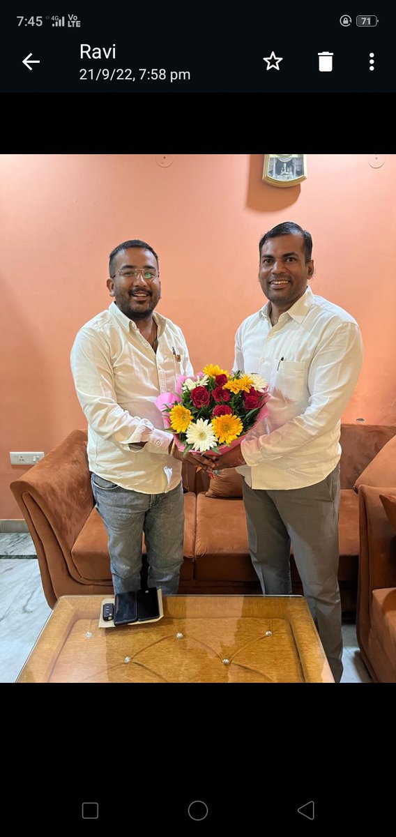 Bkukranti1's tweet photo. आश्रय गुप्ता जी को समाजवादी पार्टी के नोएडा महानगर अध्यक्ष बनाए जाने पर हार्दिक बधाई एवं शुभकामनाएं 💐 
@yadavakhilesh @NareshUttamSP @MediaCellSP @samajwadiparty @Samajwadi_AY @MPDharmendraYdv @ashray_gupta https://t.co/5g7lbkLUgZ