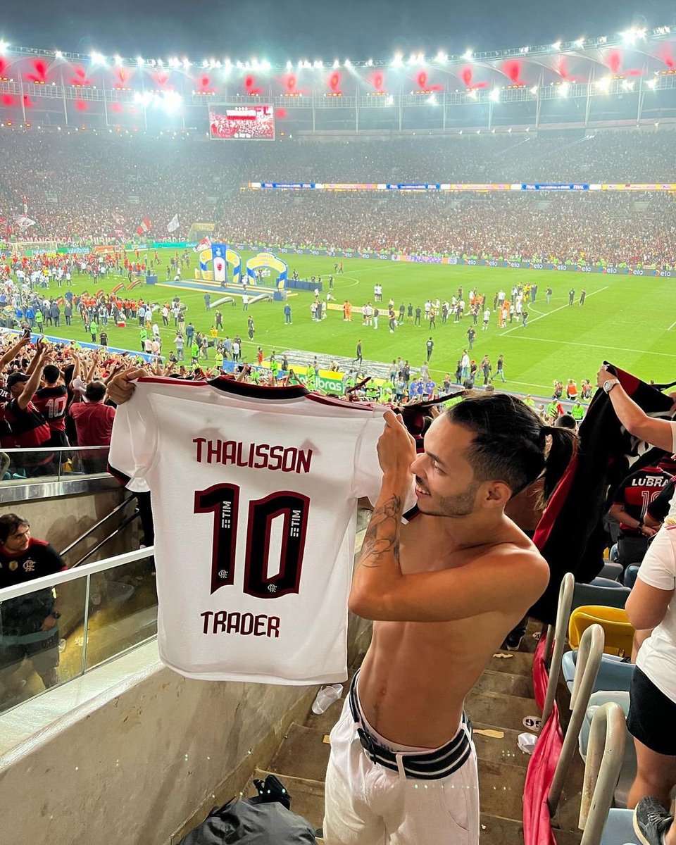 SmithVutton's tweet image. 