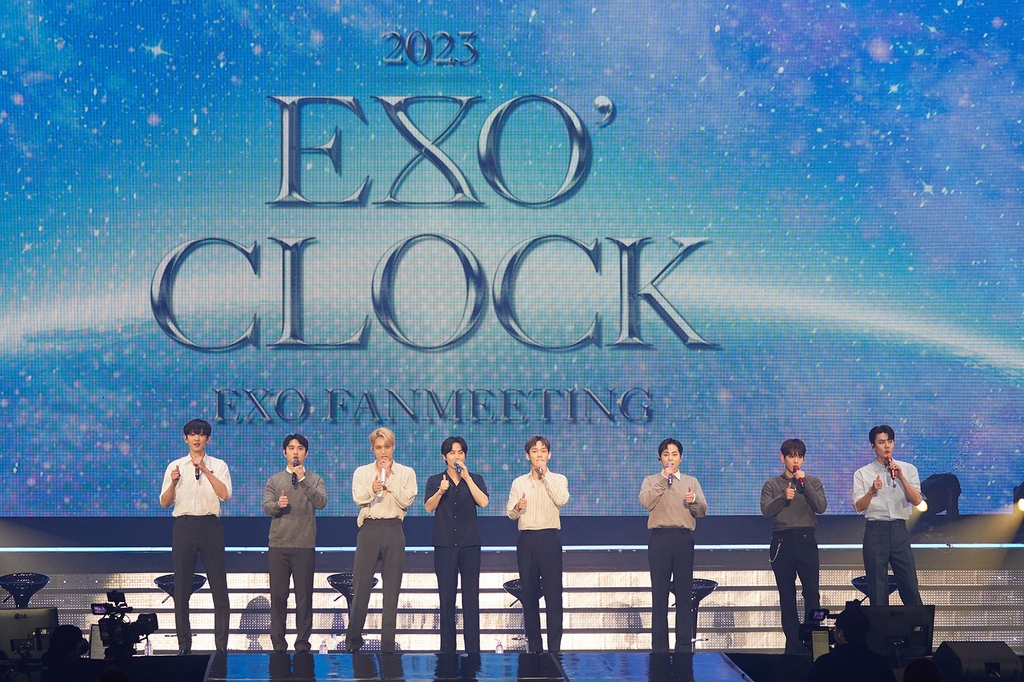 kvibe_yonhap's tweet photo. #EXO has successfully held a fan meeting to mark the #11thanniversary of its debut, its agency SM Entertainment said on Monday. 🤍🤍🤍

#엑소 @weareoneEXO
#엑소팬미팅 #팬미팅
#EXOCLOCK_EXO_FANMEETING
#FANMEETING

https://t.co/x7nxKSTz6T https://t.co/RByo7edi81