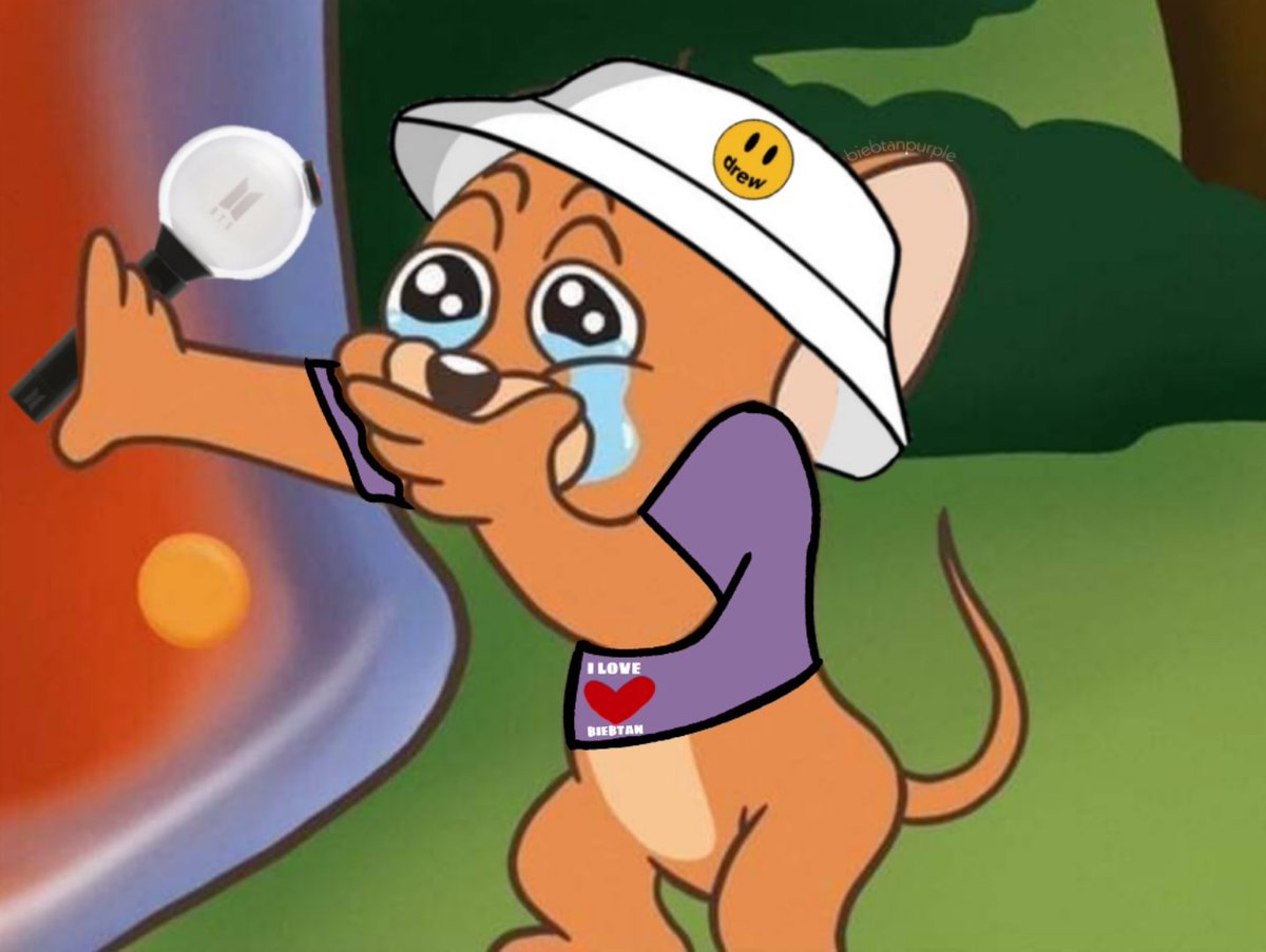 I'm sure this has been baking since last year's Grammys and after more than 12 months, this is happening. Now I see that all those Jungkook lives listening to and singing Justin's songs were spoilers....