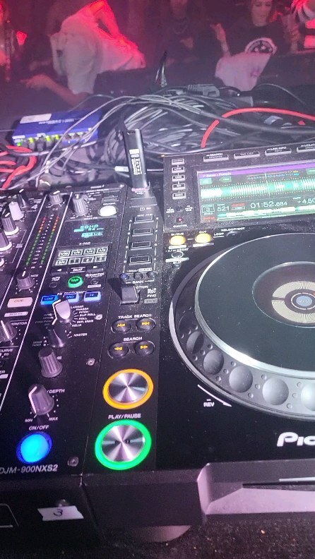 Reperkusound 2023 was amazing. Thank you for having me, Lyon always rocks!!! ❤️ I'll see you soon! instagr.am/reel/Cq2ZqL_A-…