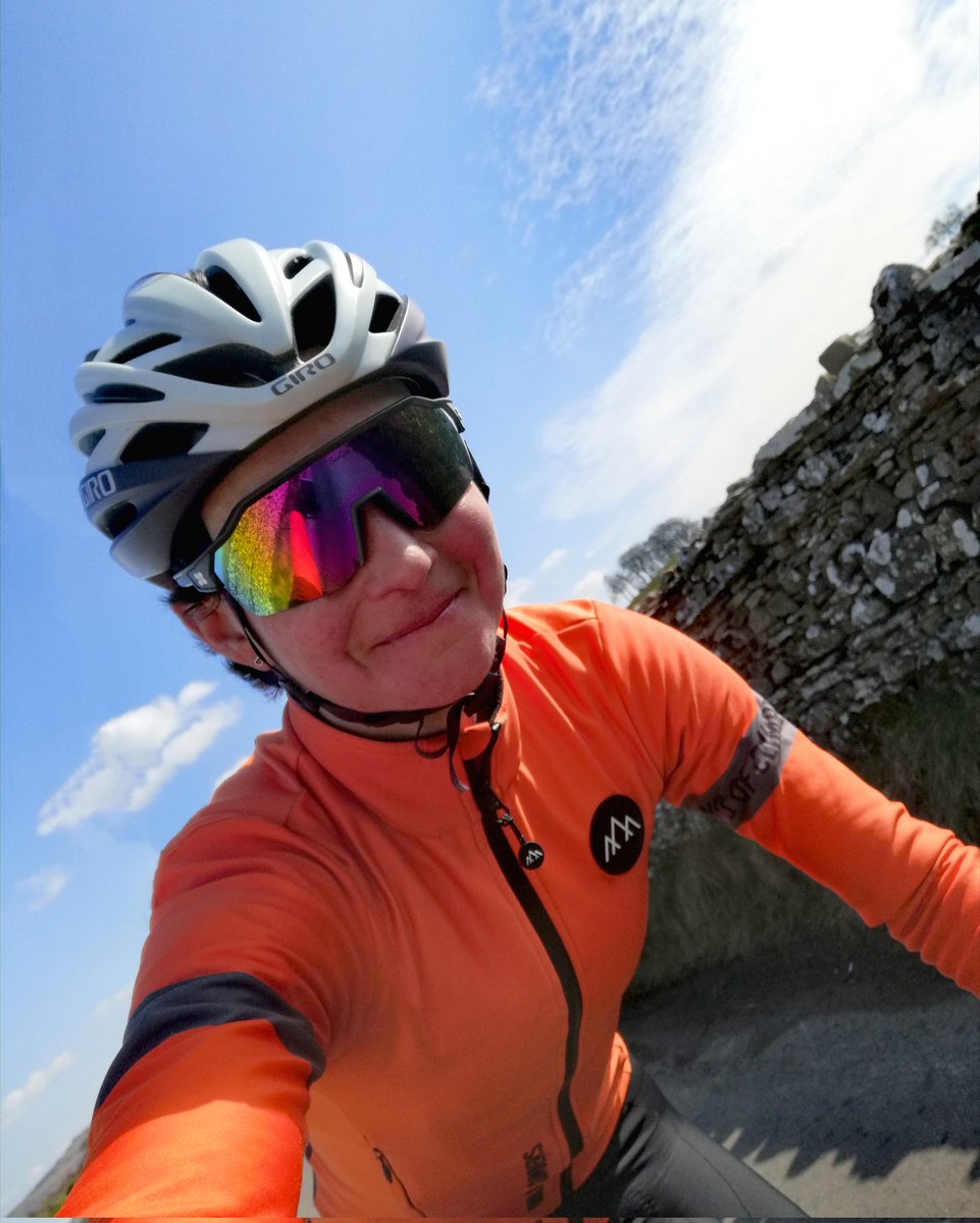 mary_wilko's tweet photo. Roads like this forever π enjoying some endurance miles while racing is quiet, smiles all-round β€οΈ
#cycling #cyclinglife #bikes #bikeride #training #getoutside #getoutmore #lovewhereyoulive #camelchops #miles #endurance #bandofclimbers #alwaysup #sungod #wearesungod https://t.co/RsaV6sl7DF