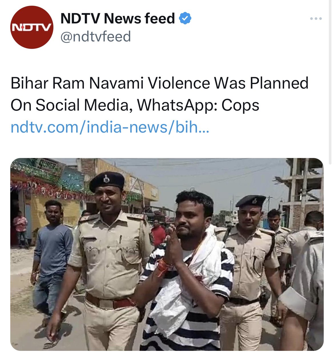 FtVbMHHXgAAEsVr?format=jpg&name=large