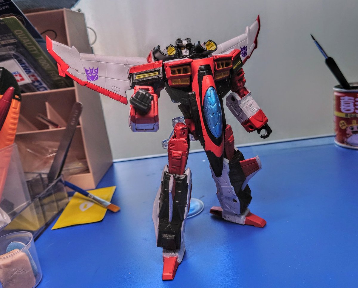 QQ34060064's tweet photo. I finished my customized legacy Armada #Starscream.
I don't care about legacy's stupid「G1lish style」 so i make some change by myself .
#トランスフォーマー         
#Transformers https://t.co/7FQwASOgJ0