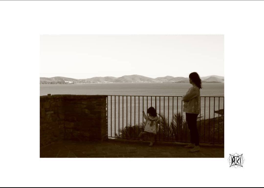 AlidaRinaldoni's tweet photo. Attitudes" by Alida Rinaldoni, 2017.

#photography #photooftheday #photographylovers #lagotrasimeno #umbrialandscape #castle #art #artistsoninstagram #artist #artwork #artgallery #artlover #arte #artdaily #artoftheday #trasimenolake #passignanosultrasimeno #italy https://t.co/Pbs3lxNiK9