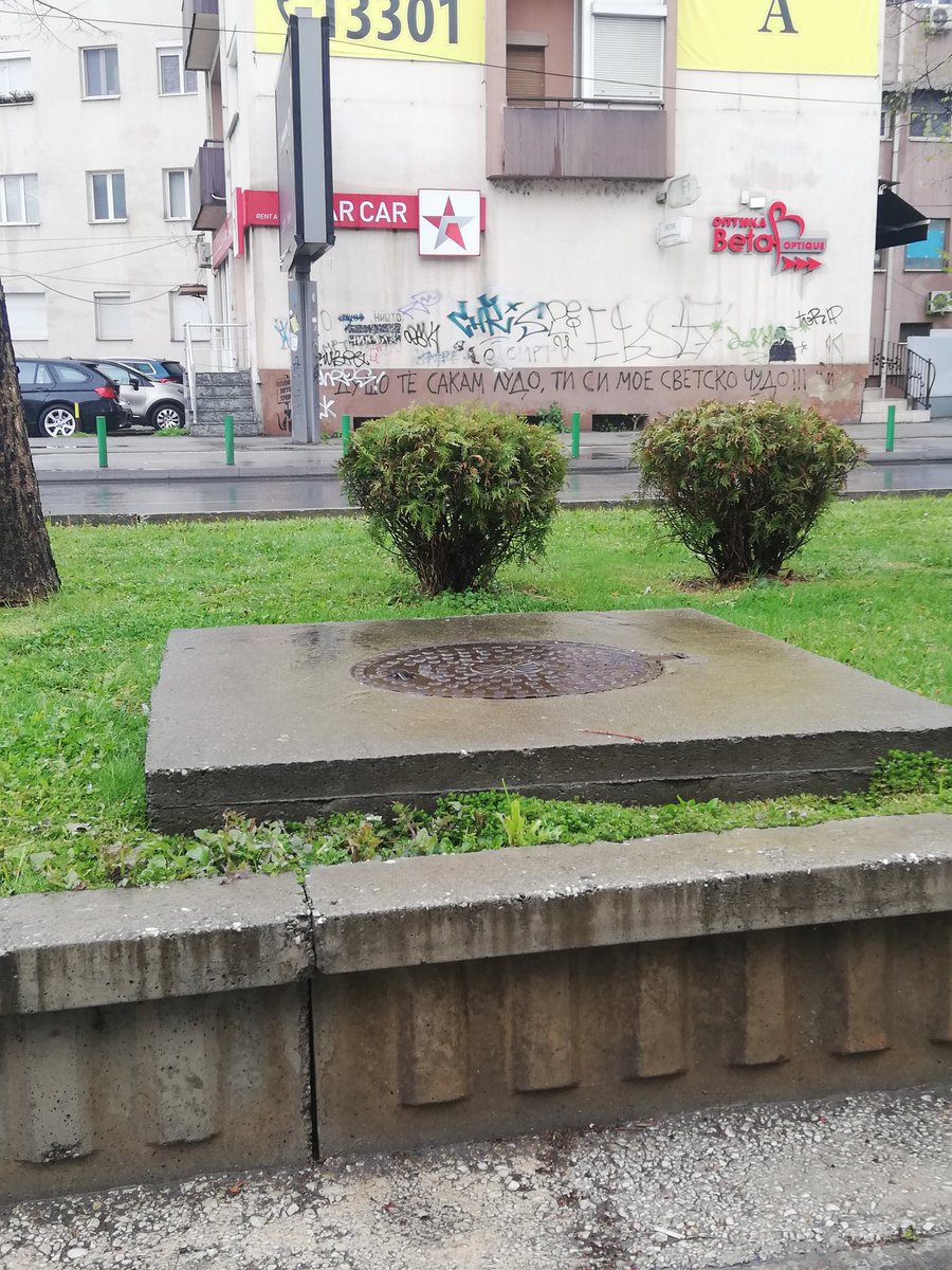 Треба да се казни тој што ја нивелирал шахтата. Квари просек.