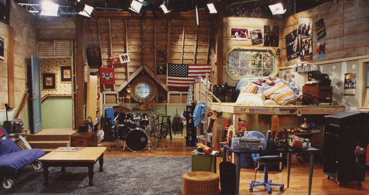 <a href="/gojosdaya/">gabby</a> <a href="/titanicsrising/">Margie powder</a> the platform is like drake’s from drake and josh omfg i was so jealous of their room
