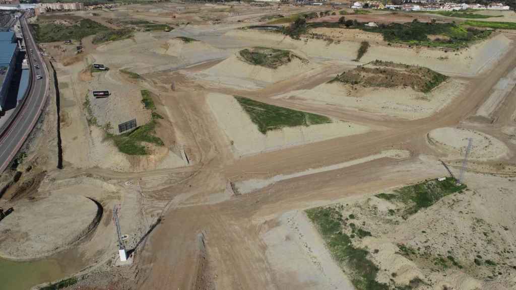 MLGconstruccion's tweet photo. 🏗️ Así avanza Distrito Zeta (@SomosZeta)

📋 La urbanización de los terrenos sobre los que se levantarán unas 3.500 viviendas sigue adelante. La previsión es que esta fase esté completada en el segundo trimestre 2024

ℹ️ https://t.co/aIk2GcJl7o

📍Distrito Zeta https://t.co/2zvBG3h1vF