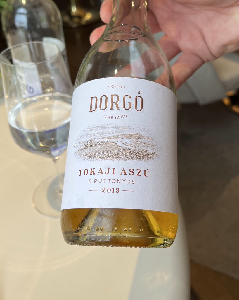 Mister_Lloyd_29's tweet image. Fabulous wine recommendations from @garethferr_ms @corebyclaresmyth #sommelier #winepairing #winerecommendations #wine #winelovers #winetime #winelover #redwine #whitewine #sweetwine #italianwine #southafricanwine #hungarianwine #corebyclaresmyth #mastersommeliers