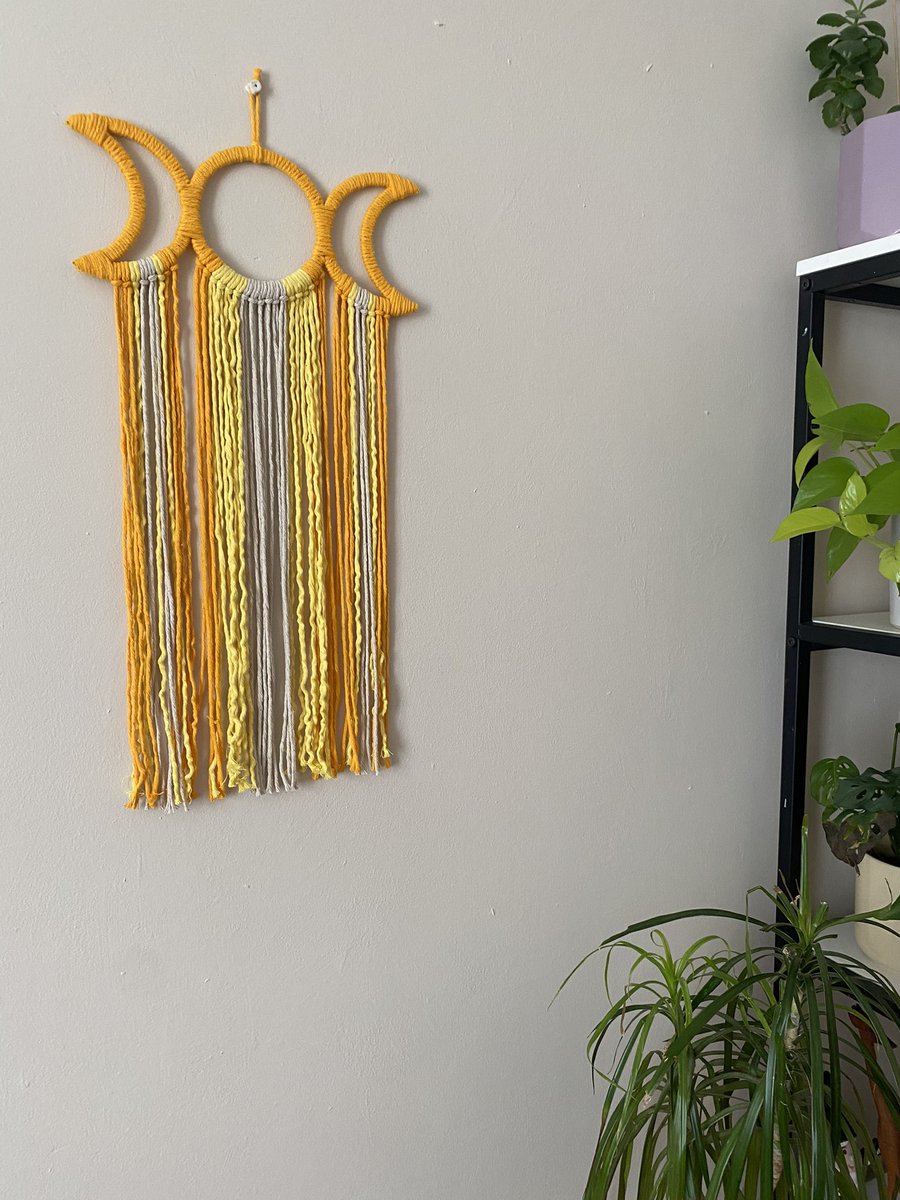 G o d d e s s   M o o n 🌙

Drop a 💙 or a 💛 in the comments to tell me which is your favourite. 
#wicca #pagan #homedecor #handmade #smallbusinessowner #shopsmall #womeninbusiness #moonphases #etsyhandmade #modernmacrame #macramedecor #etsyshop #handmadebusiness  #moonlovers