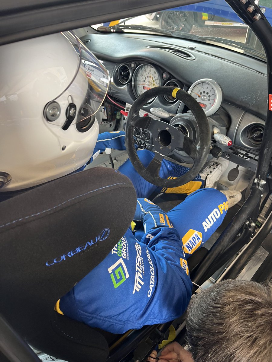 C_EasonRacing's tweet photo. That’s the end of the first race weekend of the season. Thank you to everyone that came to support me 🔵🟡

Race 1: DNF
Race 2: 18th
Race 3: 19th

@naparacinguk 
#naparacinguk #ukmotorsport #brandshatch #MINI #miniracing #minichallengetrophy #racing #racingdriver #Car https://t.co/KTsGN14Vc9