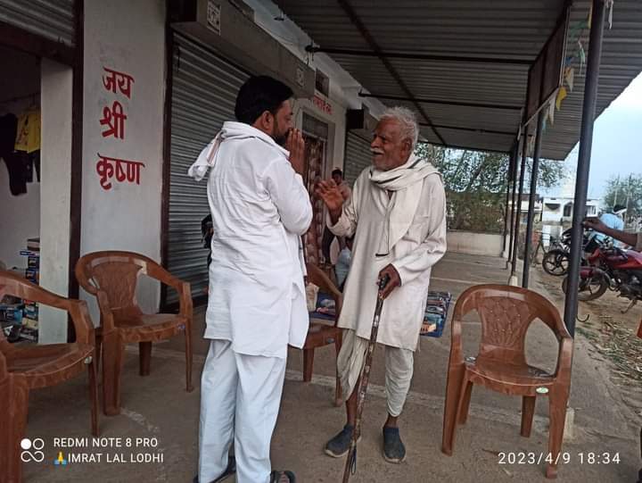 gajraj6266's tweet photo. आज #विधानसभा_94 बाकल क्षेत्र में अपनों के बीच @MPARMYCHIEF भैया जी पहुंचे हालचाल जाना और आगामी चर्चाएं हुई।
#हमारी_विधानसभा_हमारा_परिवार
@AdDharmendra_ @OfficeOfKNath @HIRA_ALAWA @digvijaya_28  @jitupatwari 
@SYadavJabalpur @pcsharmainc 
@tarunbhanotjbp @sunilsardar https://t.co/622rkTbuu0