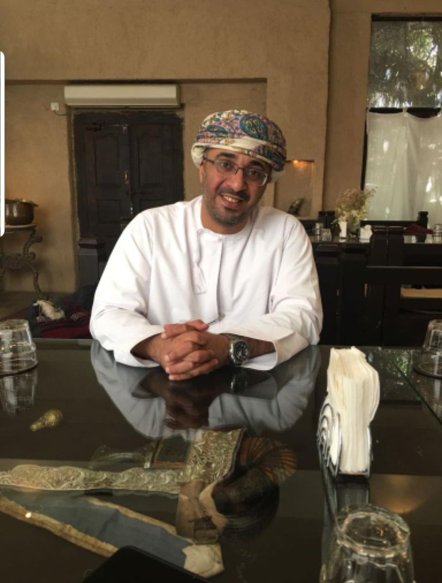 almamari20001's tweet photo. في ذكرى رحيل عبدالعزيز الفارسي التي تحل اليوم هذا تسجيل للجلسة التأبينية له التي نظمها  مقهى هوملاند.
شكرا للصديق حمود الشكيلي الذي أشرف على هذه الأمسية واحتضنها.

https://t.co/CXrq5zI9jn https://t.co/kkTM3lIKtB