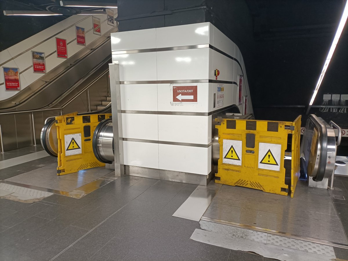 OdioAtac's tweet photo. Termini e la su complicata relazione con le scale mobili
 
#atac #metro https://t.co/X4rTiSdsNG