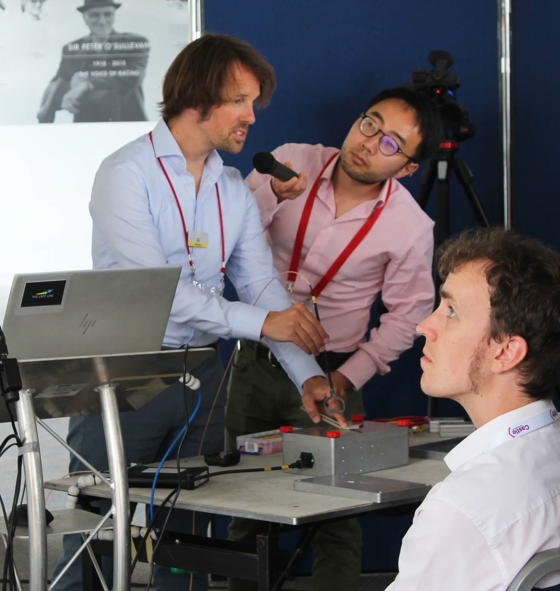 Andy Degraeve will be presenting a #training workshop on '2D or 3D, that’s the #simulation question for #EMC !'
buff.ly/3ZOesgi