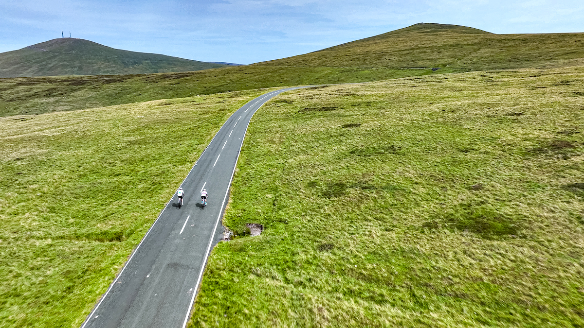 granfondoiom's tweet photo. Gran Fondo Isle of Man powered by Santander International.

Mile after mile of closed roads for you (and your mate) to enjoy. https://t.co/w4wdTsenoP
