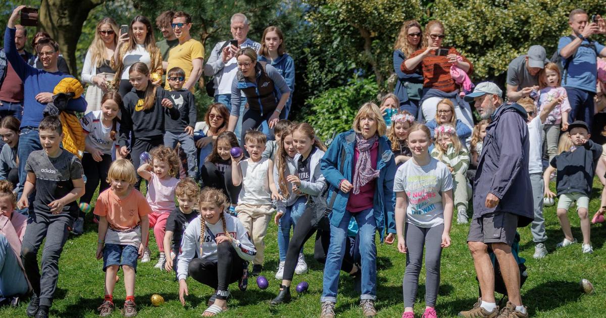 UKMediaEvents's tweet photo. It's that time again π£π·π³
We'll be supporting the annual #Easter egg-rolling #event in #Preston today. Learn more about the event here: https://t.co/ZSgLnRIp0C
#UKEvents #EventPlanning #eventprofs #eventprofessionals #eventprofessionalsUK #EventManagementCompany #Lancashire https://t.co/lPdfPcYsGw