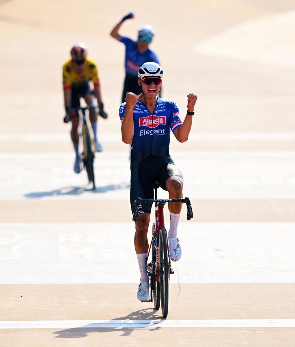 niking_terpstra's tweet photo. Sigo flipando. https://t.co/63Mwey8ehh