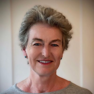 alisonroseNC's tweet photo. Very sad to hear of the death on Friday of Pam Alexander OBE, former President @NewnhamRoll member of @NewnhamAssocs and inspiring senior civil servant and non-executive director. 
A great supporter of @Newnham_College 
Her final tweet was to congratulate @CUBCsquad crews 
RIP https://t.co/cdOc70WzIE