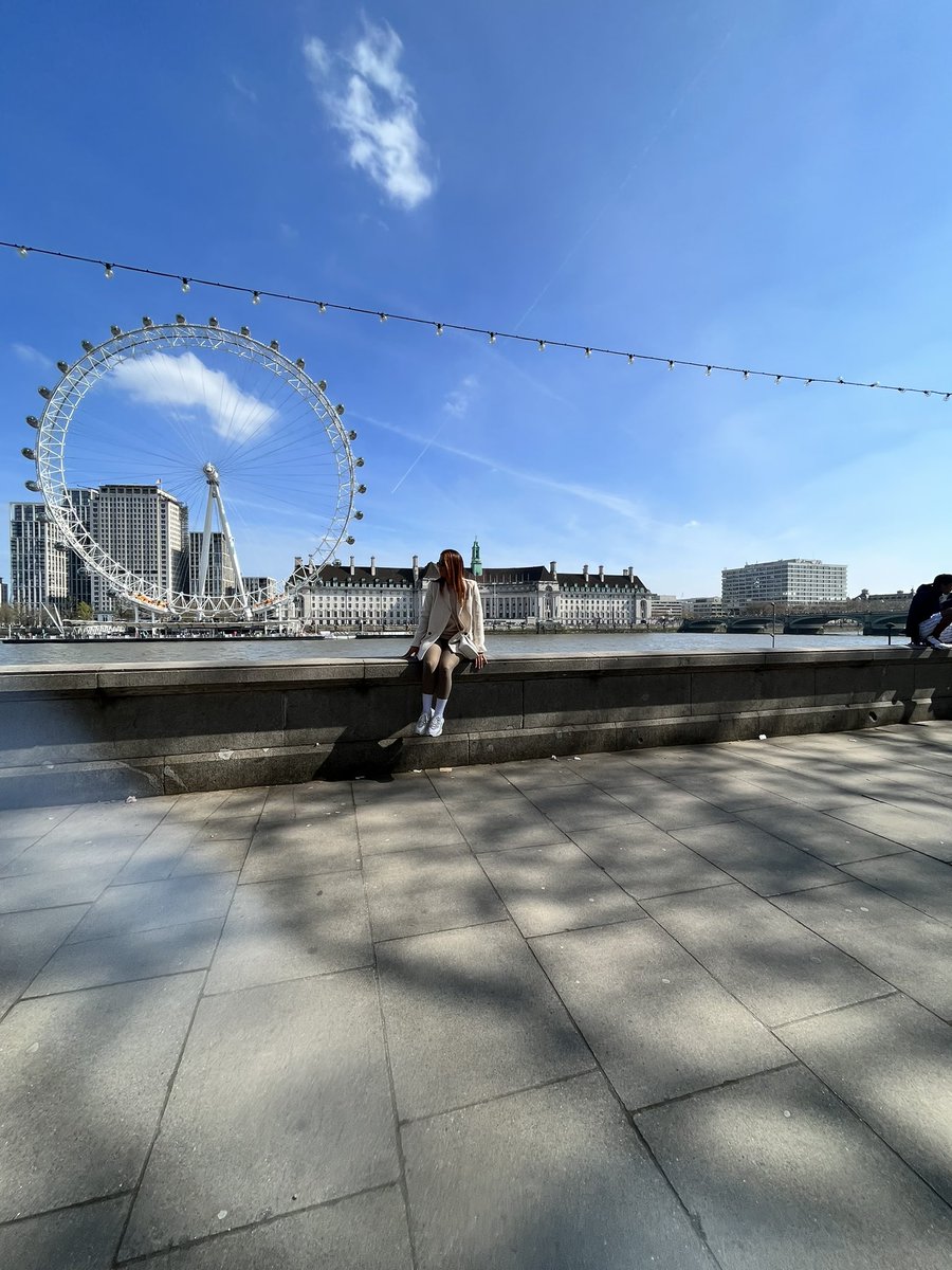 LC90_'s tweet image. 38,000 steps later #London ✈️☀️🎡📞🕥