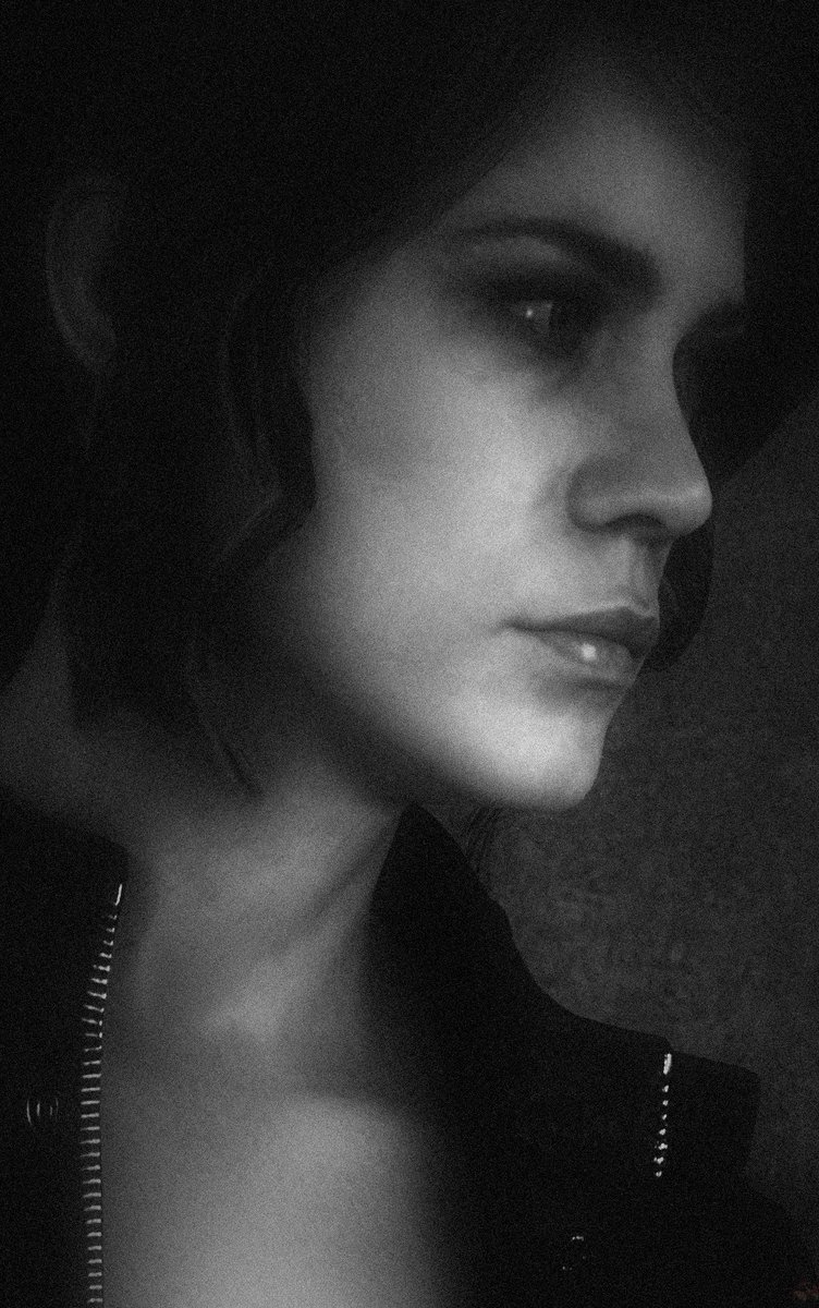 My #PhotoModeMonday this week : 
A Jesse's Vintage portrait from #ControlRemedy 🔻

↕️ Tap for full view.

#VirtualPhotography #GamingPhotography #vprt #vpunite #CaptureControl