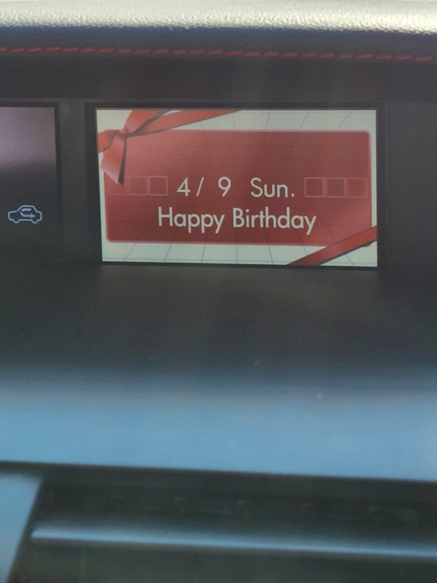 s5149m's tweet photo. #誕生日
 #レヴォーグ
 #レヴォーグsti https://t.co/HGFlD5k78T
