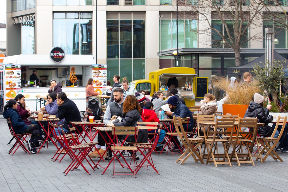 Craving some delicious street food? Grab a seat with us and satisfy your cravings! #streetfoodseating #freshfood #CanadWater #Streetfood #Foodie