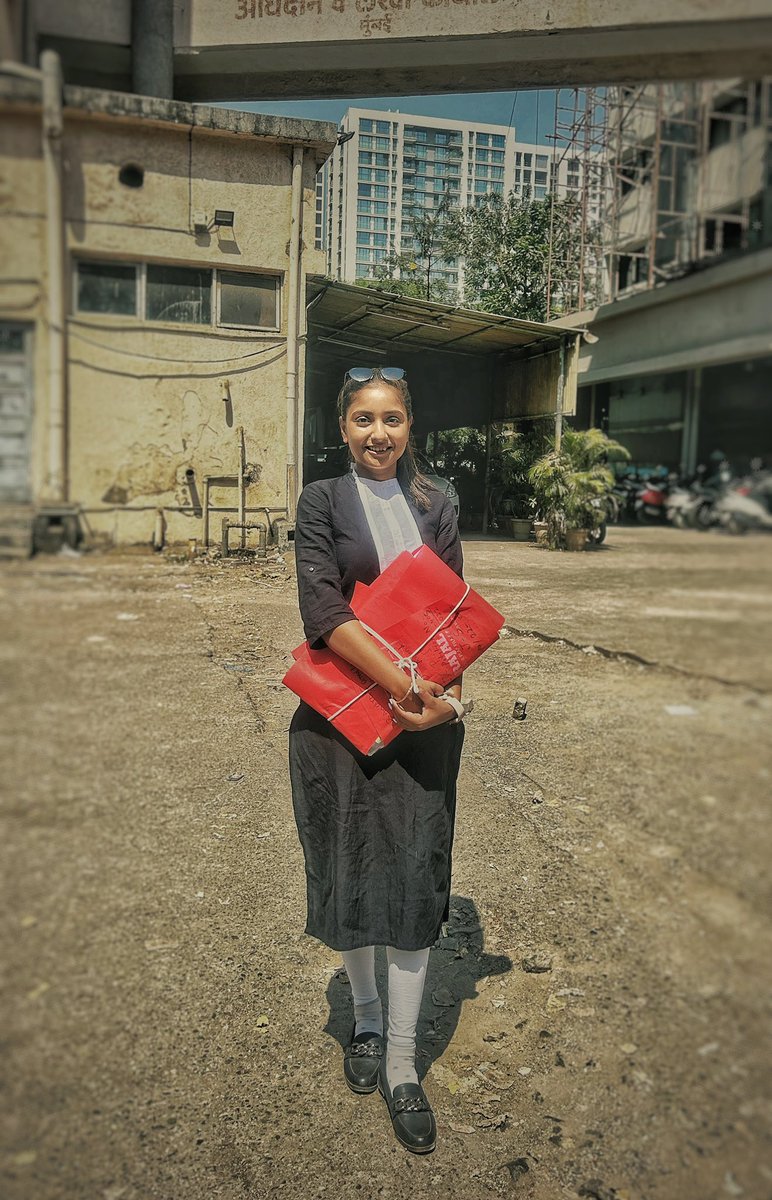 Sanngitabora's tweet photo. Family court, Bandra 😊 https://t.co/8Sum8a7GJq