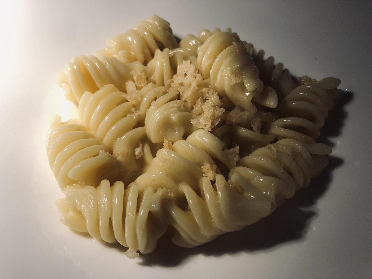 La pasta in bianco más original que habréis comido nunca está en <a href="/LungarnoTweet/">Lungarno Collection</a> Portrait Milano: soniagraupera.com/2023/04/mi-exp… <a href="/ENIT_italia/">ENIT S.p.A. 🇮🇹</a> <a href="/turismomilano/">YesMilano - TurismoMilano</a> <a href="/Italia_espanol/">Oficina de Turismo de Italia</a> #GraupixMilano