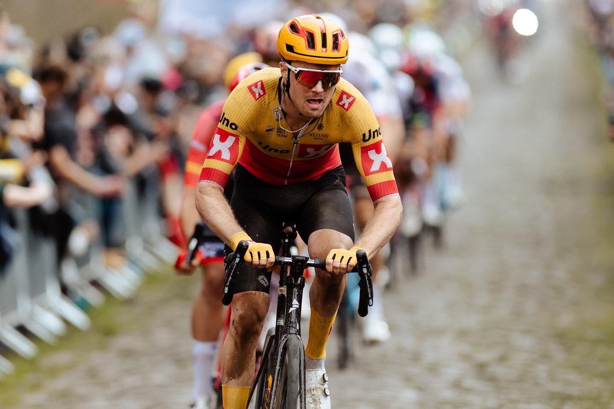 LouisBendixen's tweet image. A sunday in hell 💥

What a race Paris-Roubaix was yesterday! It also wraps up my cobbled classics campaign. It has been crazy and a real pleasure racing all these races I have been dreaming of doing since I was a kid, with a strong @UnoXteam