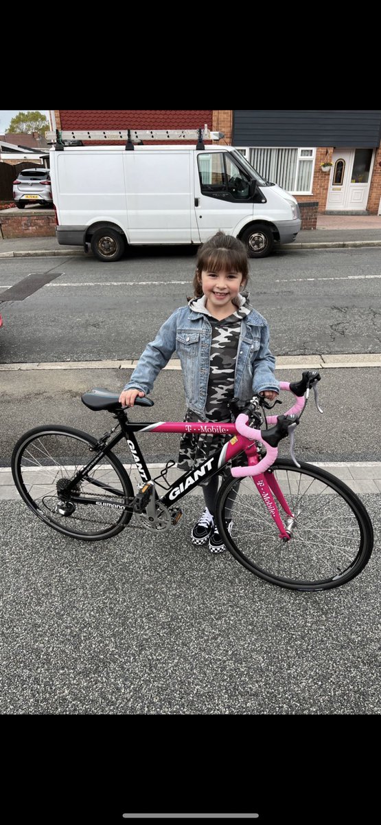 8 year old Heidi is starting a new cycling charity adventure. Any encouragement or retweets, new followers are very welcome 
@stevocummings <a href="/millarmind/">David Millar</a> <a href="/GeraintThomas86/">Geraint Thomas</a> <a href="/daniellloyd1/">Daniel Lloyd</a> @chris_boardman @realstephens @petekennaugh <a href="/Doctor_Hutch/">Michael Hutchinson</a> <a href="/BeccaCharlton/">Rebecca Charlton</a> <a href="/SportsOrla/">Orla Chennaoui</a> @NedBoulting