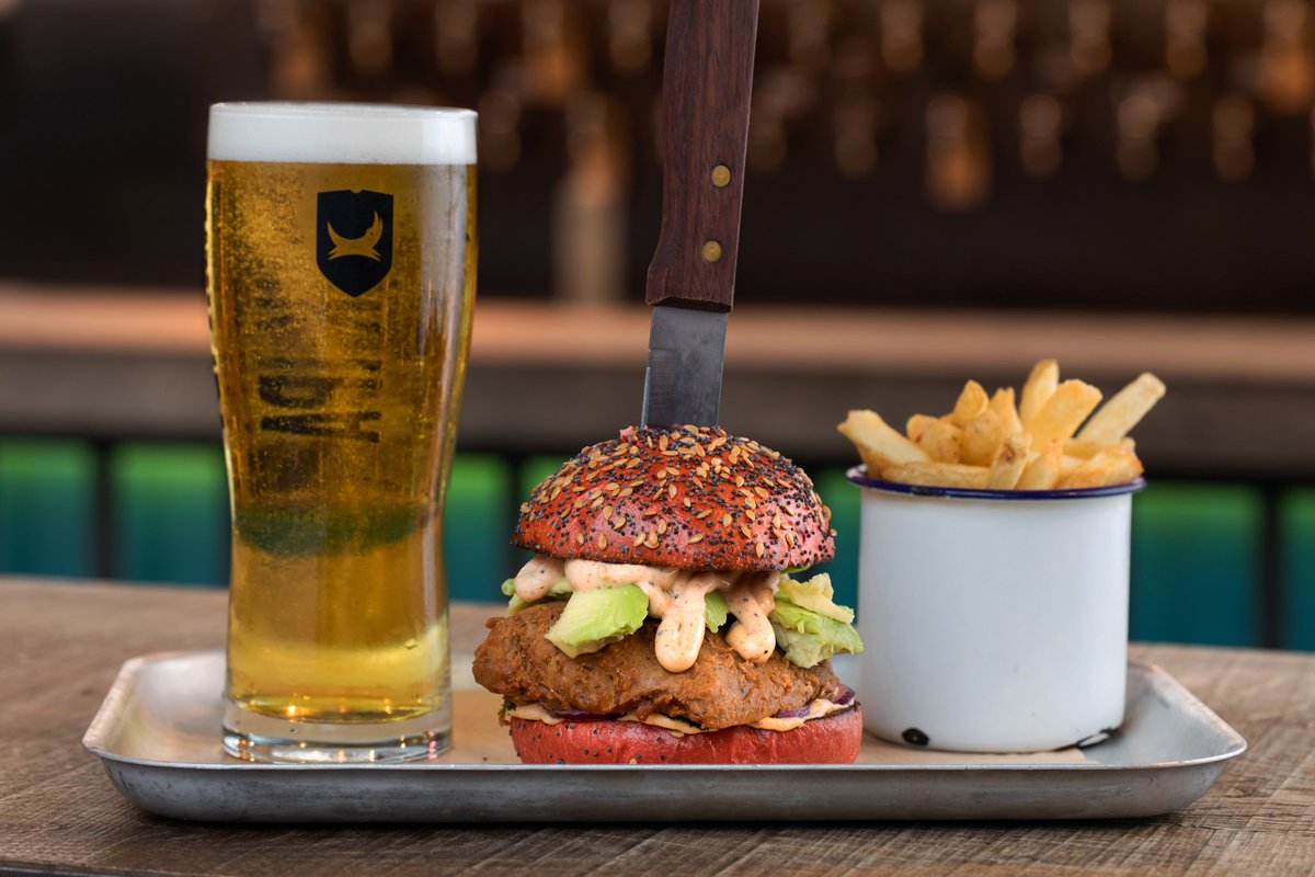 End the Easter Bank Holiday right with 2-4-1 Vegan Monday! 🍔&amp;🍔

Follow the 🔗 in the bio to reserve your table for tonight