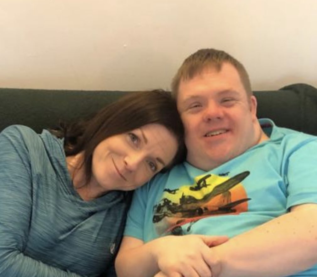 Helen_Charters's tweet photo. #NationalSiblingsDay2023 and this year’s theme is #SiblingStrengths Our sibling strength is that we lift each other up every day with resilience, understanding and love. We also finish each other’s sentences. #NationalSiblingDay #Sibs #StillFighting #BigSist @Sibs_uk https://t.co/rrUBQVlwDb