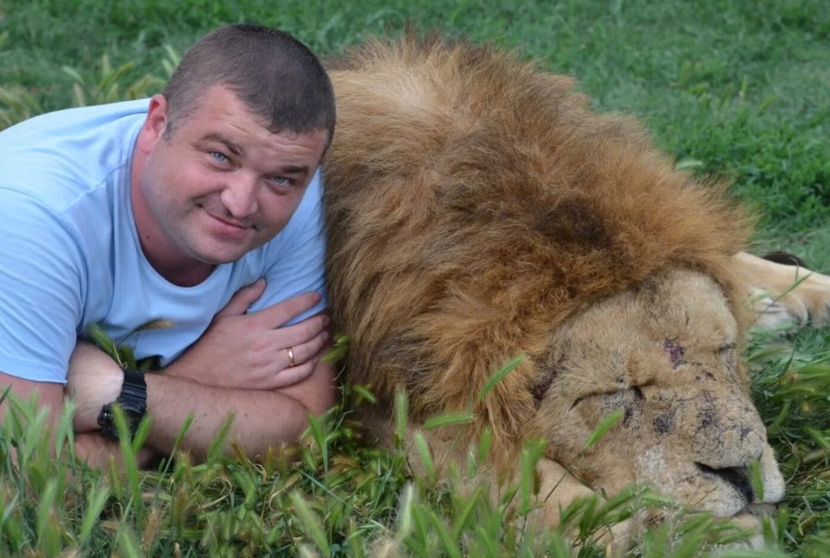 восхищённый болгарин™ on Twitter: "Его создатель мразь и стукач Талипов ...