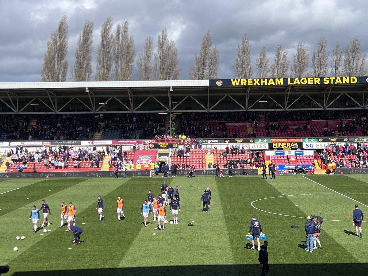thatrichardowen's tweet photo. Has there ever been a game in British football where two teams on 100 points have battled it out for the Championship?!
#WrexhamAFC #WxmNotts https://t.co/0pkdbdbM0S