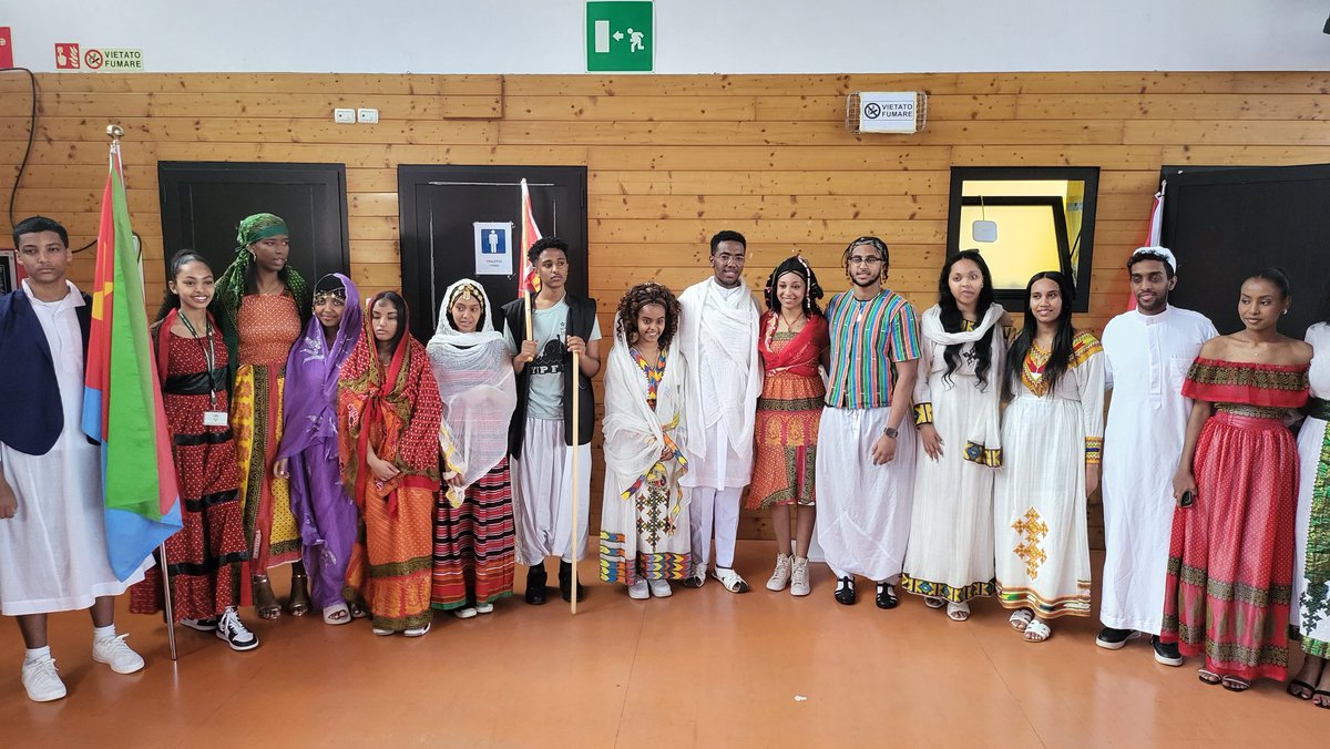 imoussai's tweet photo. One of the convictions that I have is #Eritrea¦n diversity shouldn't be an issue for discussion. The only way forward is to have an honest respect to this diversity. Funnily enough #pfdj goons think wearing a dress from a different ethnicity makes someone representative of them. https://t.co/haIFzJx5ED