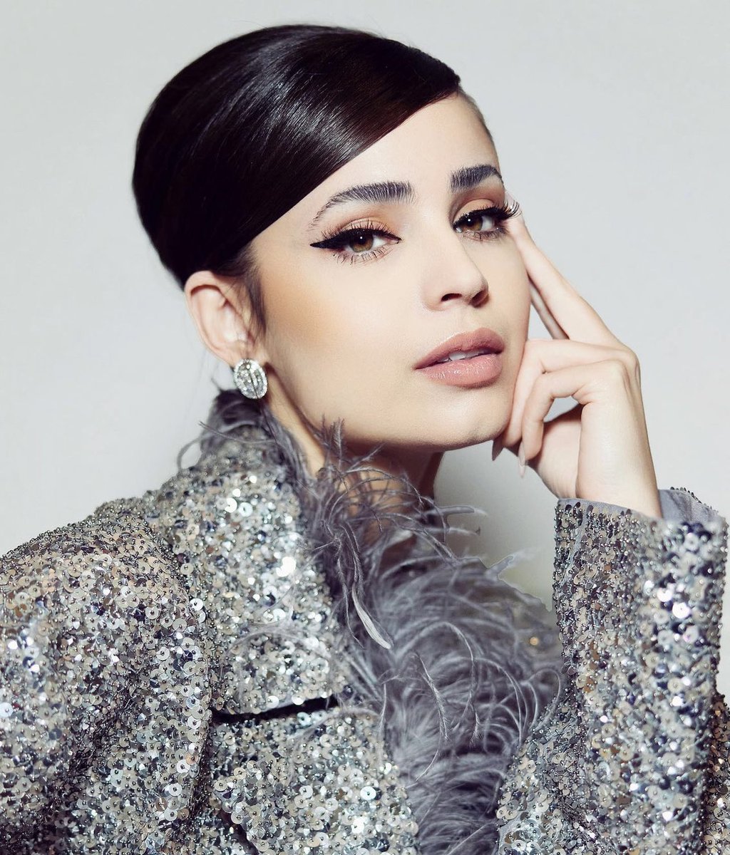 SofiaCTeams's tweet photo. 🚨 Comment in your own langage "Happy Birthday Sofia Carson" 🌍❤ https://t.co/onwOToY64Q