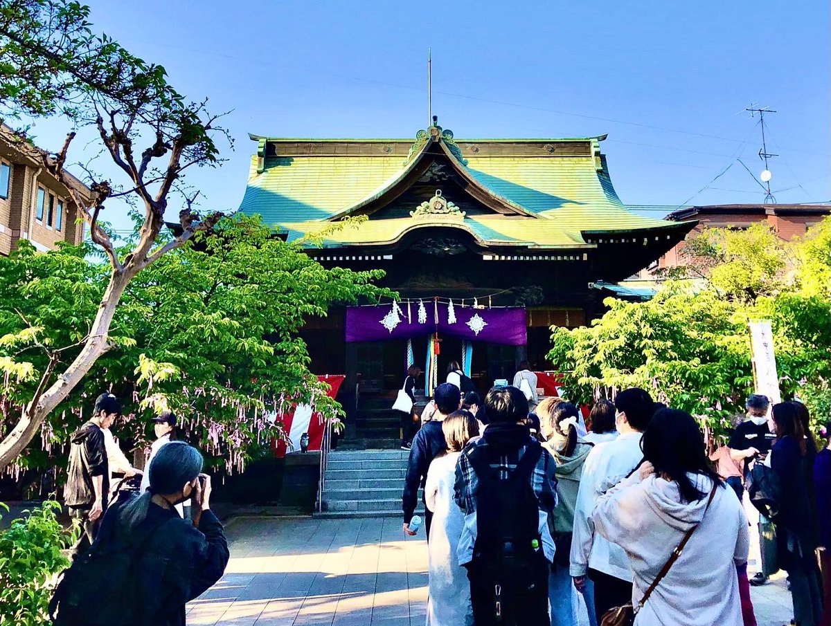 昨日4/9は【桜神宮】の『火渡神事』でした！
今の私に穢れなし‼︎笑
去年は火渡りの御朱印は郵送で頂いたのですが
今年は当日に頂けました😍
今年も参加させて頂けた事に感謝⭐️