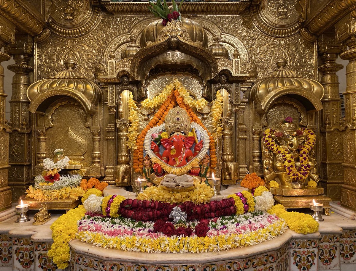 🙏 गणपती  बाप्पा मोरया 🌺मंगलमूर्ती मोरया 🙏१०/०४/२०२३ 
🙏Ganapati Bappa Moraya 🌺 Mangalmurti Moraya  🙏10/04/2023